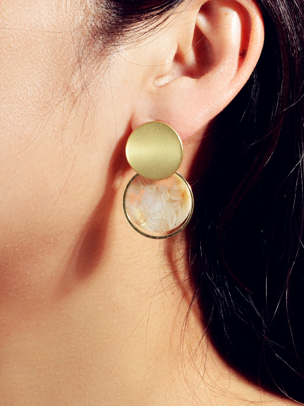 Brincos Marble Gold Disc Vellery