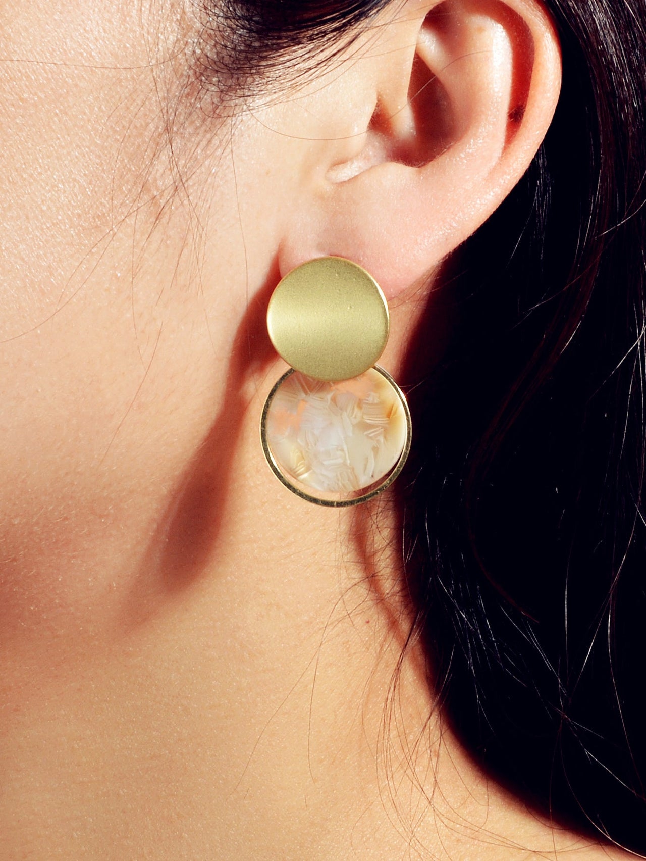 Brincos Marble Gold Disc Vellery