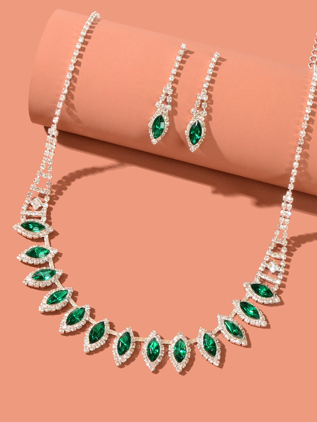 Conjunto Esmeralda Imperial Vellery — Colar e Brincos Luxo-2