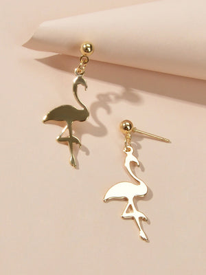 Brincos Flamingo Gold Vellery — Elegância Tropical Dourada-3